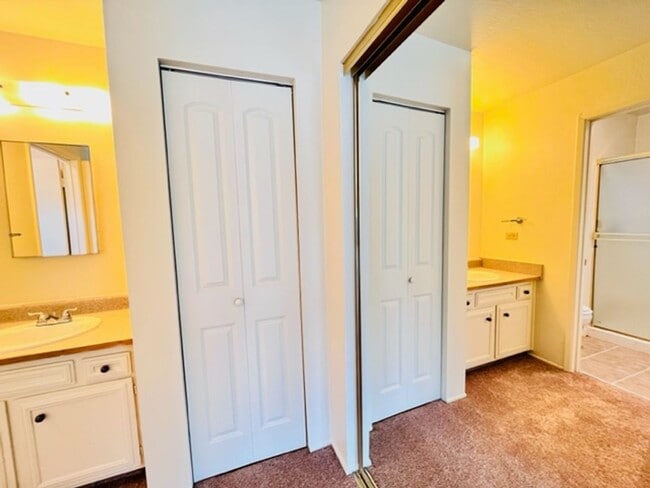 Building Photo - Move-In Ready 4BD/2BA Single Story, Ranch-...
