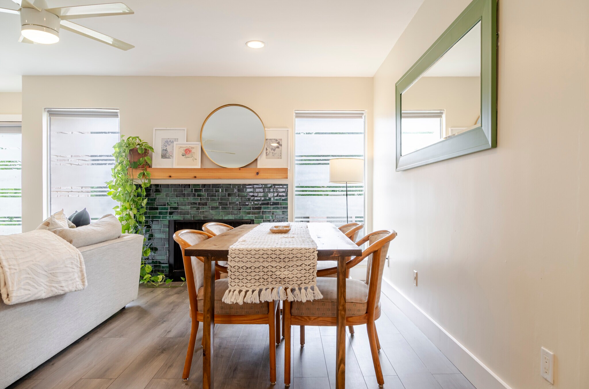 Building Photo - 6410 Chimney Creek Cir