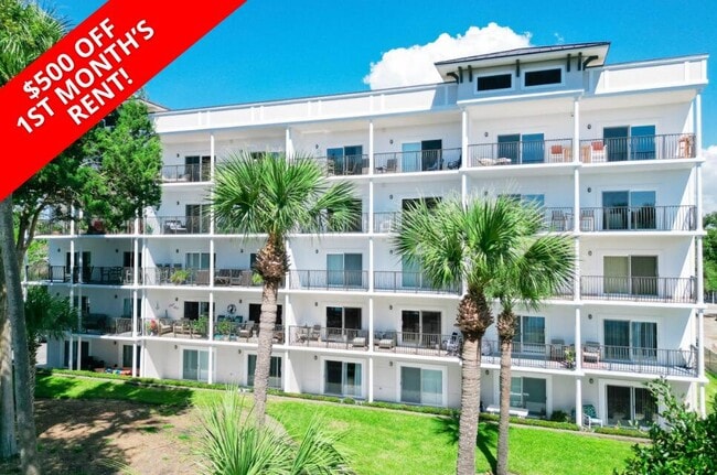 Building Photo - 113 Brooks St SE