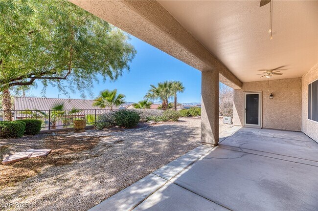 Building Photo - 2253 Laurel Heights Ln