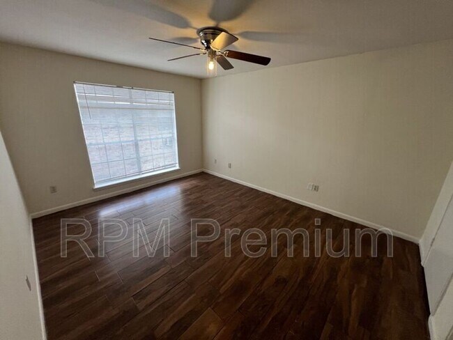 Building Photo - 5268 S Brightside View Dr