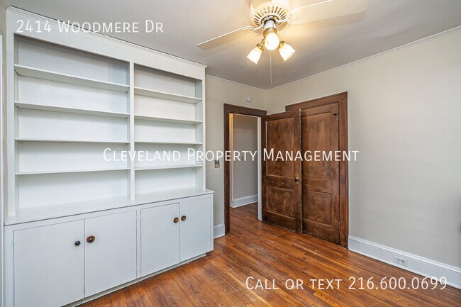 Building Photo - 2414 Woodmere Dr