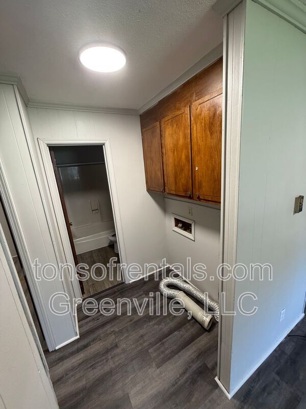 Building Photo - 133 Pleasant Dr