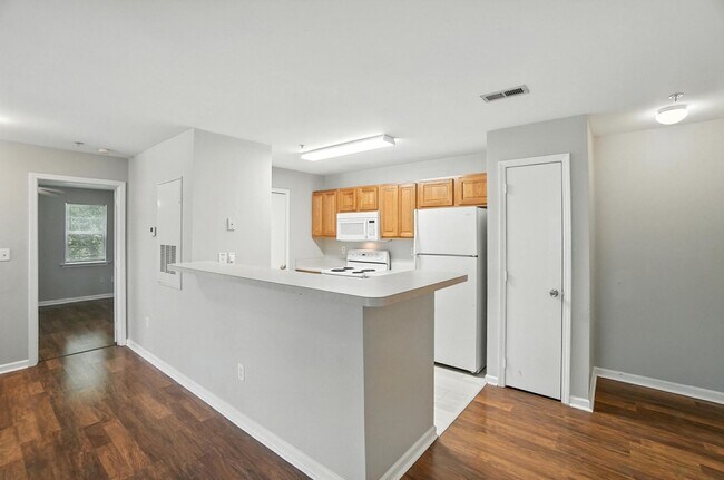 Building Photo - Minutes from UNCC Campus