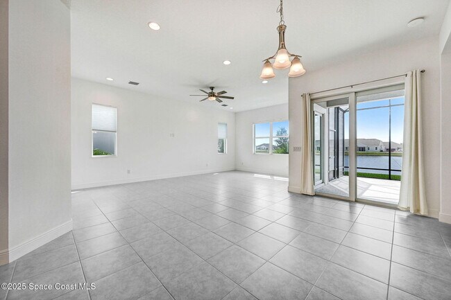 Building Photo - 2988 Pangea Cir