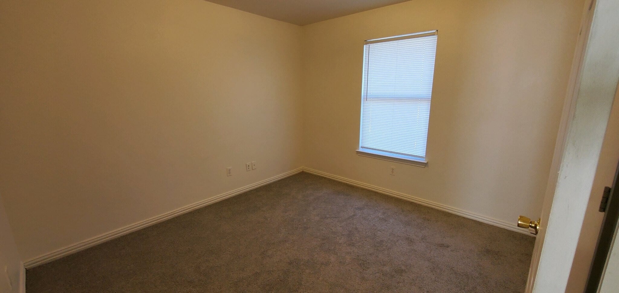 Building Photo - 13637 Biggs St