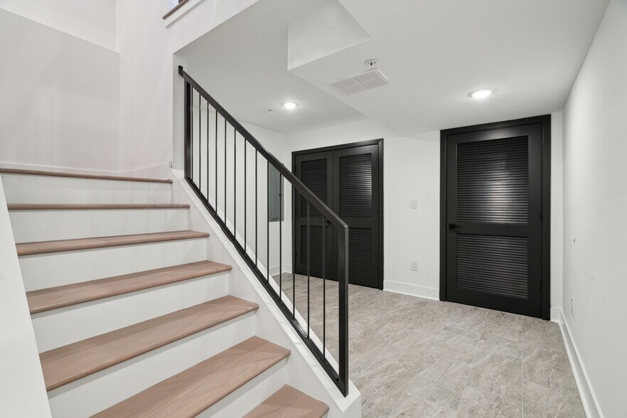 Building Photo - 3031 W Berks St