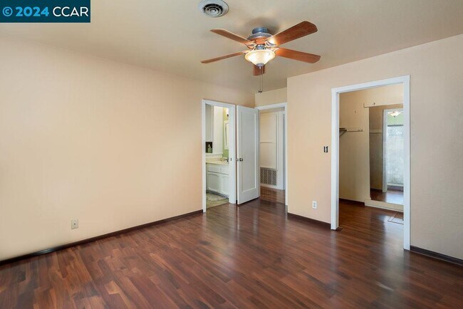 Building Photo - 1326 Babel Ln