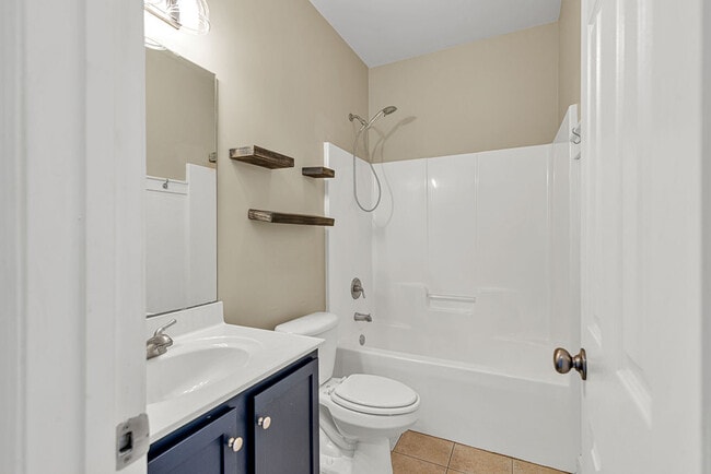 Building Photo - 238 Silver Hills Dr