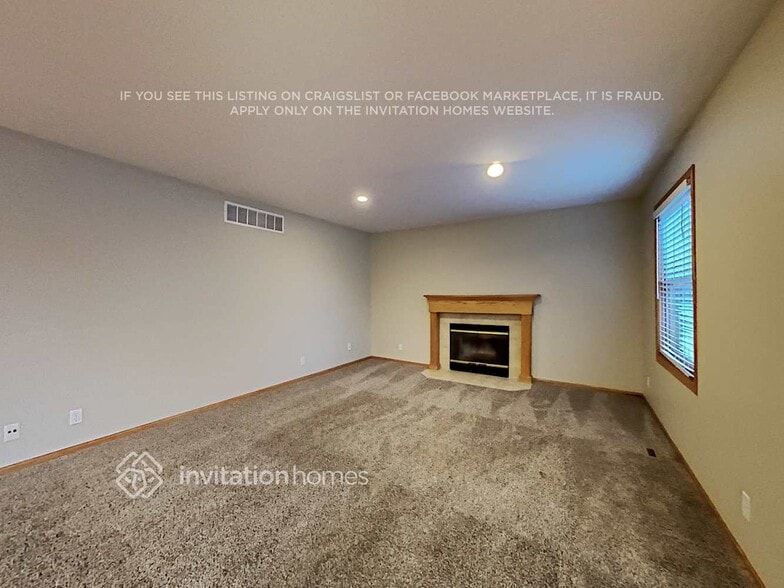 Building Photo - 330 Bayberry Ct