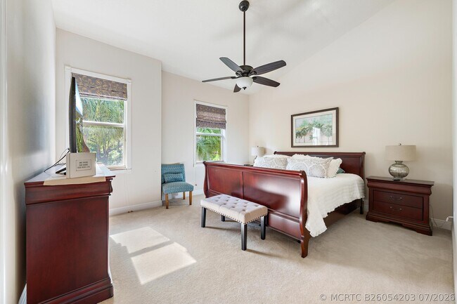 Building Photo - 12695 SE Old Cypress Dr