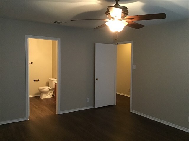 Building Photo - 12647 Sunny Wonder