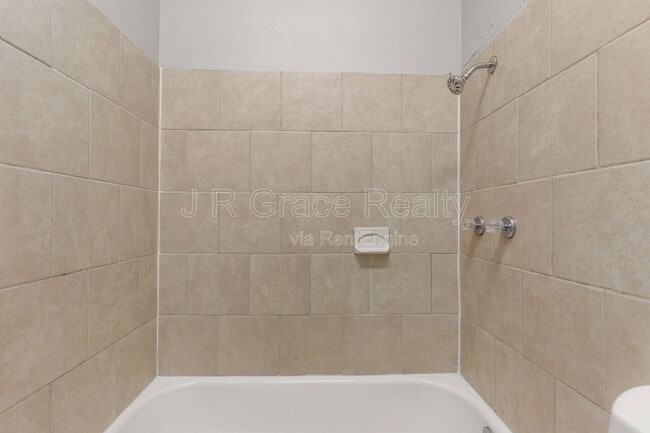 Building Photo - 2805 Bellmead Dr