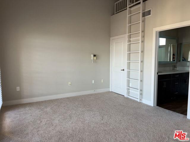 Building Photo - 1041 Glendon Ave