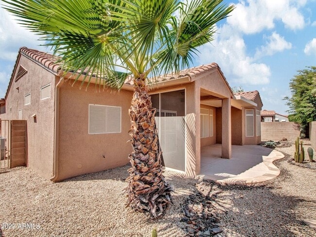 Building Photo - 15438 W Domingo Ln