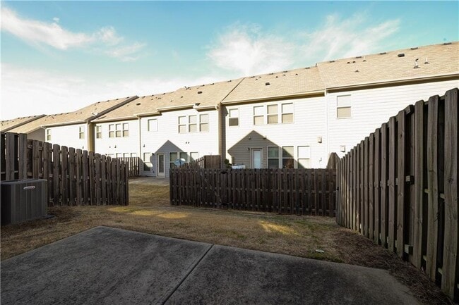 Building Photo - 1226 Fischer Trace