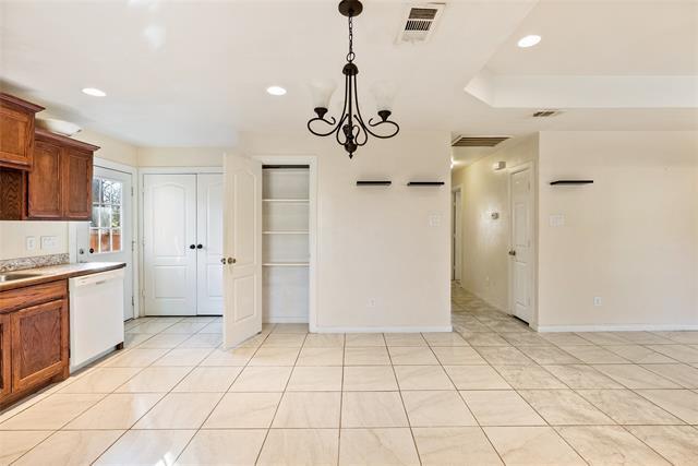 Building Photo - 202 N Harrison Ave