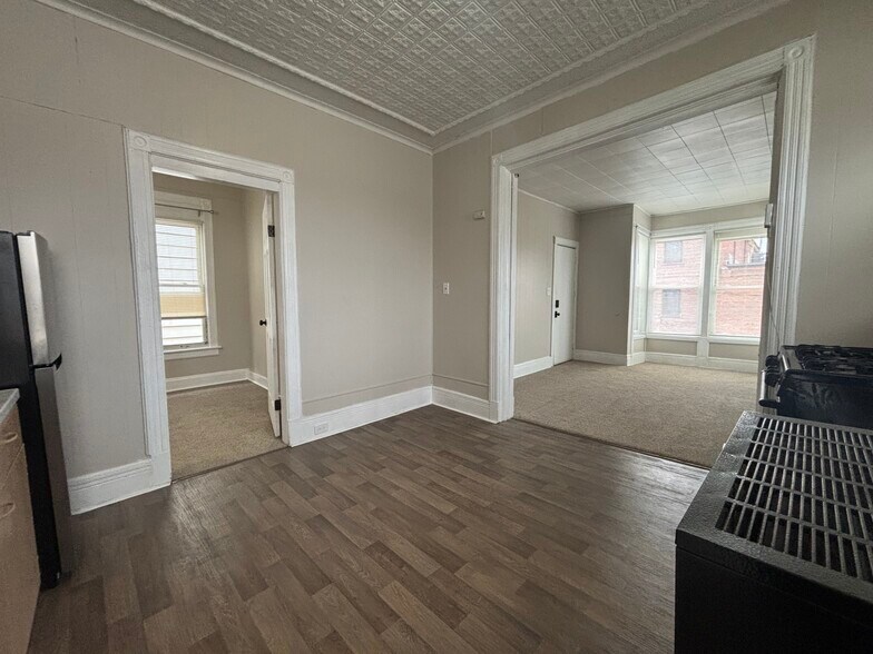 Building Photo - 14 McElwain Ave