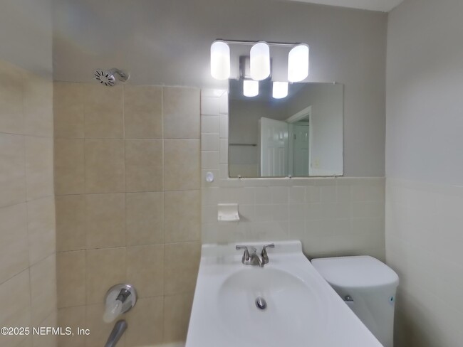 Building Photo - 10506 Dodd Rd