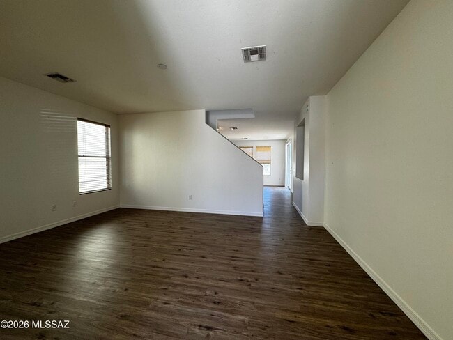 Building Photo - 1133 S Pantano Overlook Dr