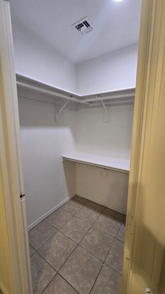 Building Photo - 1602 San Francisco St