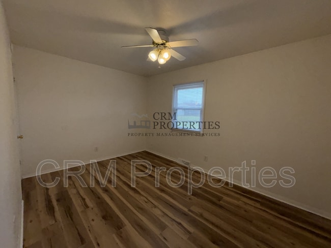 Building Photo - 811 Miami Blvd