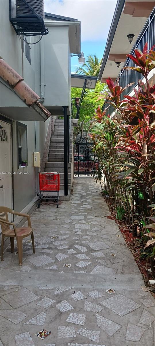 Building Photo - 2272 SW 8th St