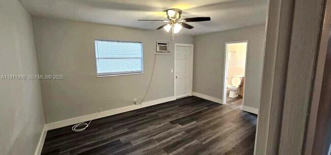 Building Photo - 161 NW 40th St