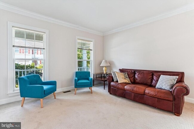 Building Photo - 43595 Aldie Mill Ct