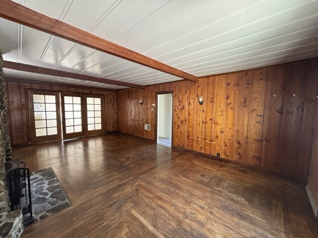 Building Photo - Unique 3-bedroom home plus bonus room & lo...