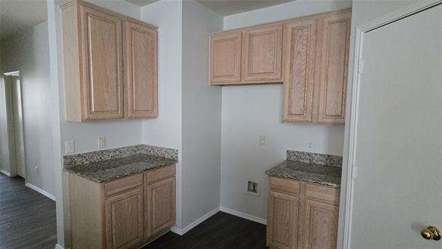 Building Photo - 2316 Pecan Dr