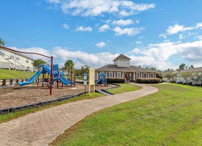 Building Photo - MOVE IN SPECIAL...$150 off your first mont...