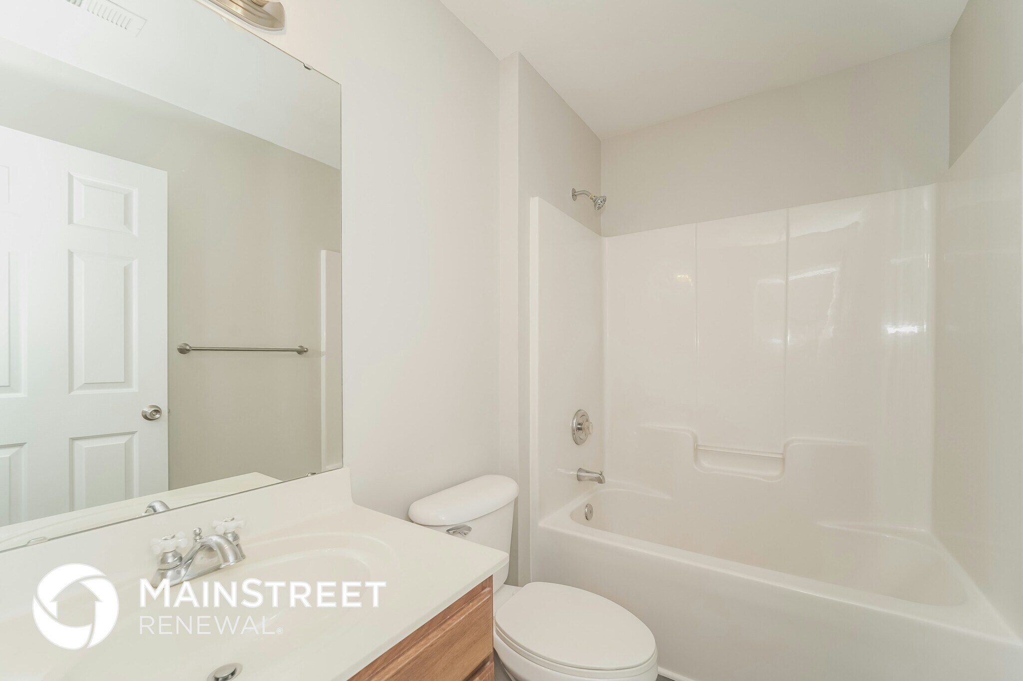 Building Photo - 10036 Spring Park Dr