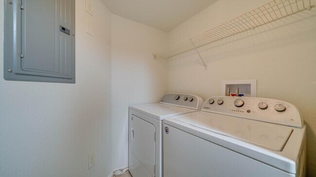 Building Photo - 4127 Residence Drive