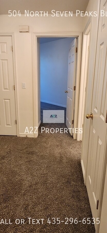 Building Photo - 504 N Seven Peaks Blvd