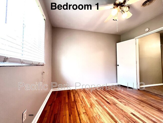 Building Photo - 3312 Little John Dr