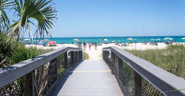 Building Photo - 5636 Cantucci St