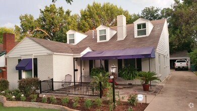 Building Photo - 3537 Bellaire Dr S