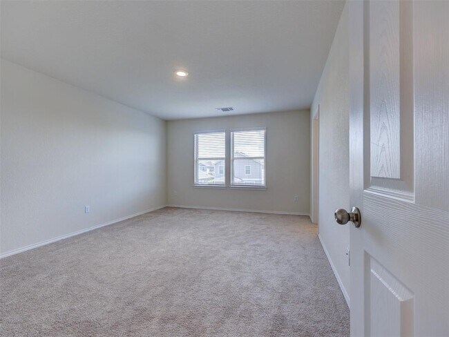 Building Photo - 116 Prairie Falcon Wy