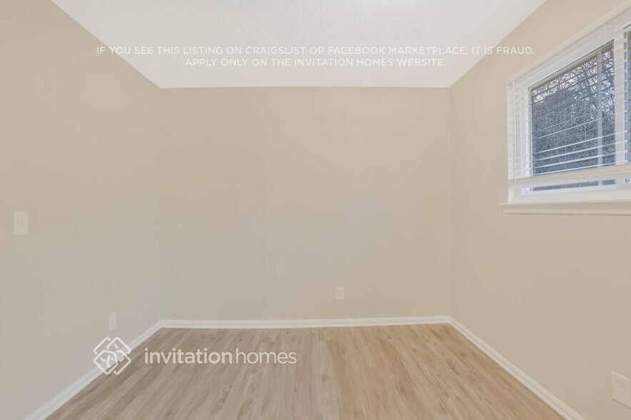 Building Photo - 3767 Hogan Rd SW