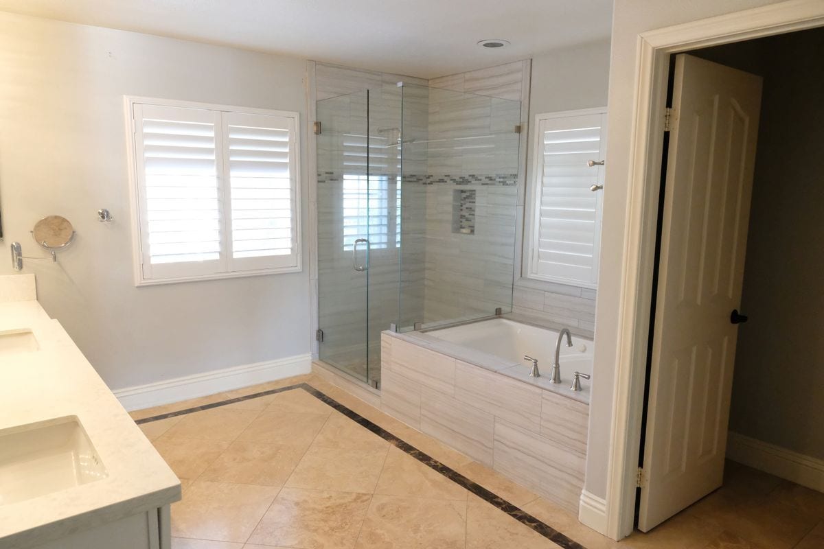 Building Photo - 16 Villager