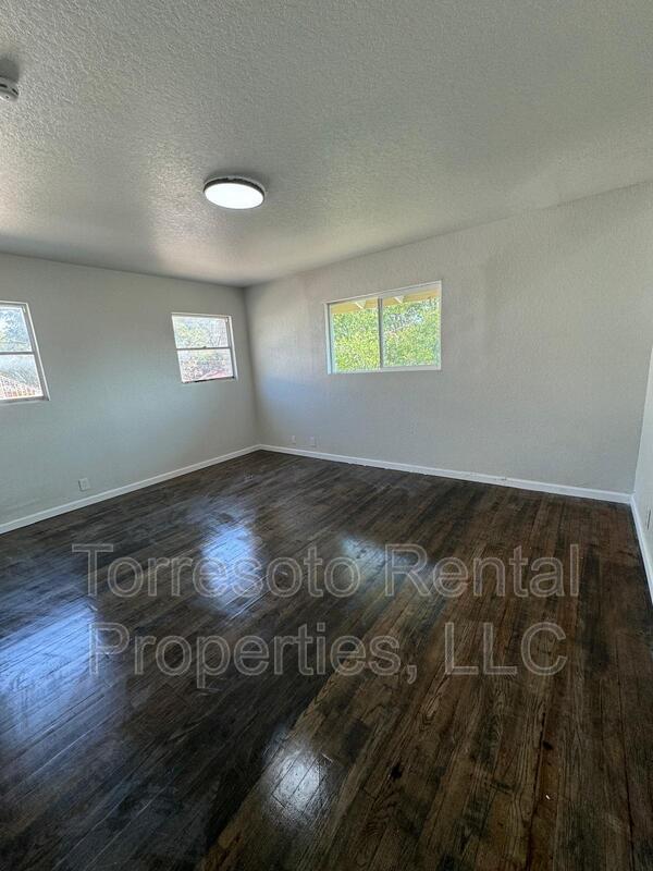 Building Photo - 152 Shadwell Dr