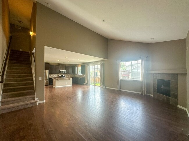 Building Photo - 4bd house in a heart of Dove Village!