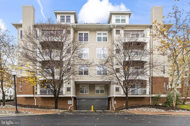 Building Photo - 5108 Donovan Dr