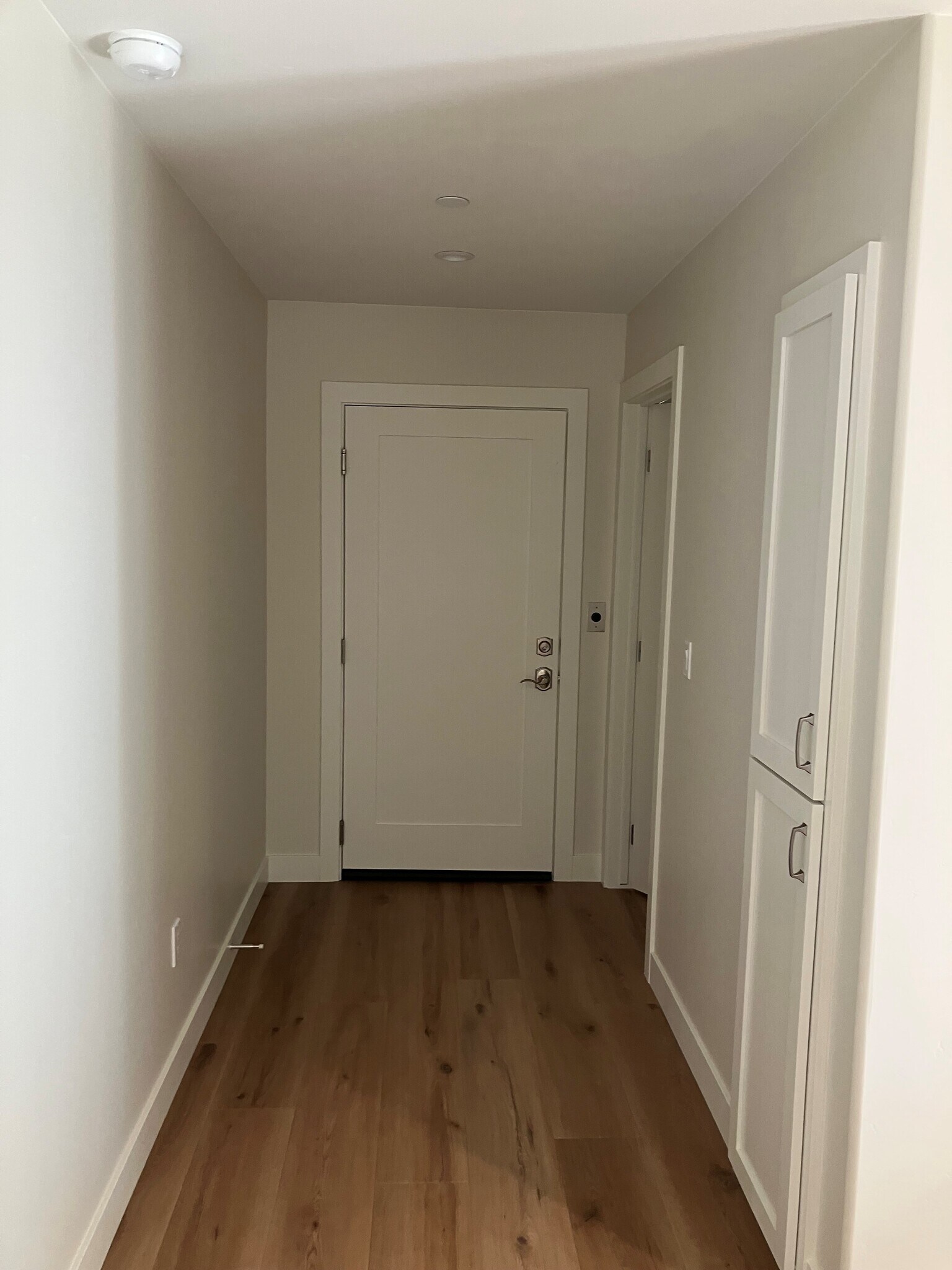 Hallway to the bath, on the right. - 548 Blanca St