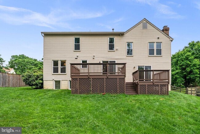 Building Photo - 1119 Halesworth Dr