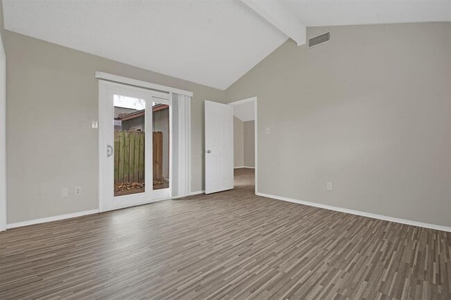 Building Photo - 6305 Emerald Forest Dr