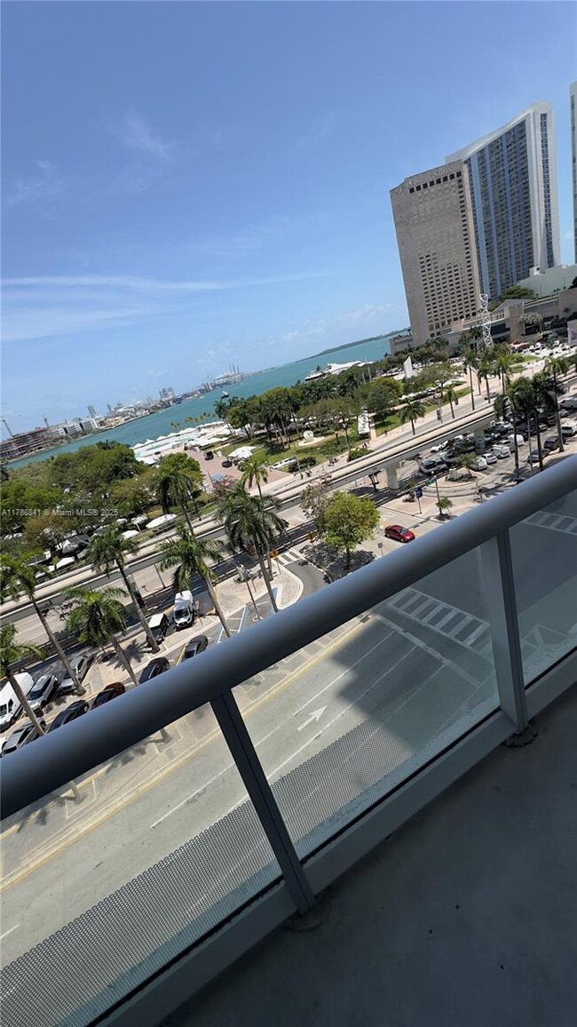 Building Photo - 50 Biscayne Blvd