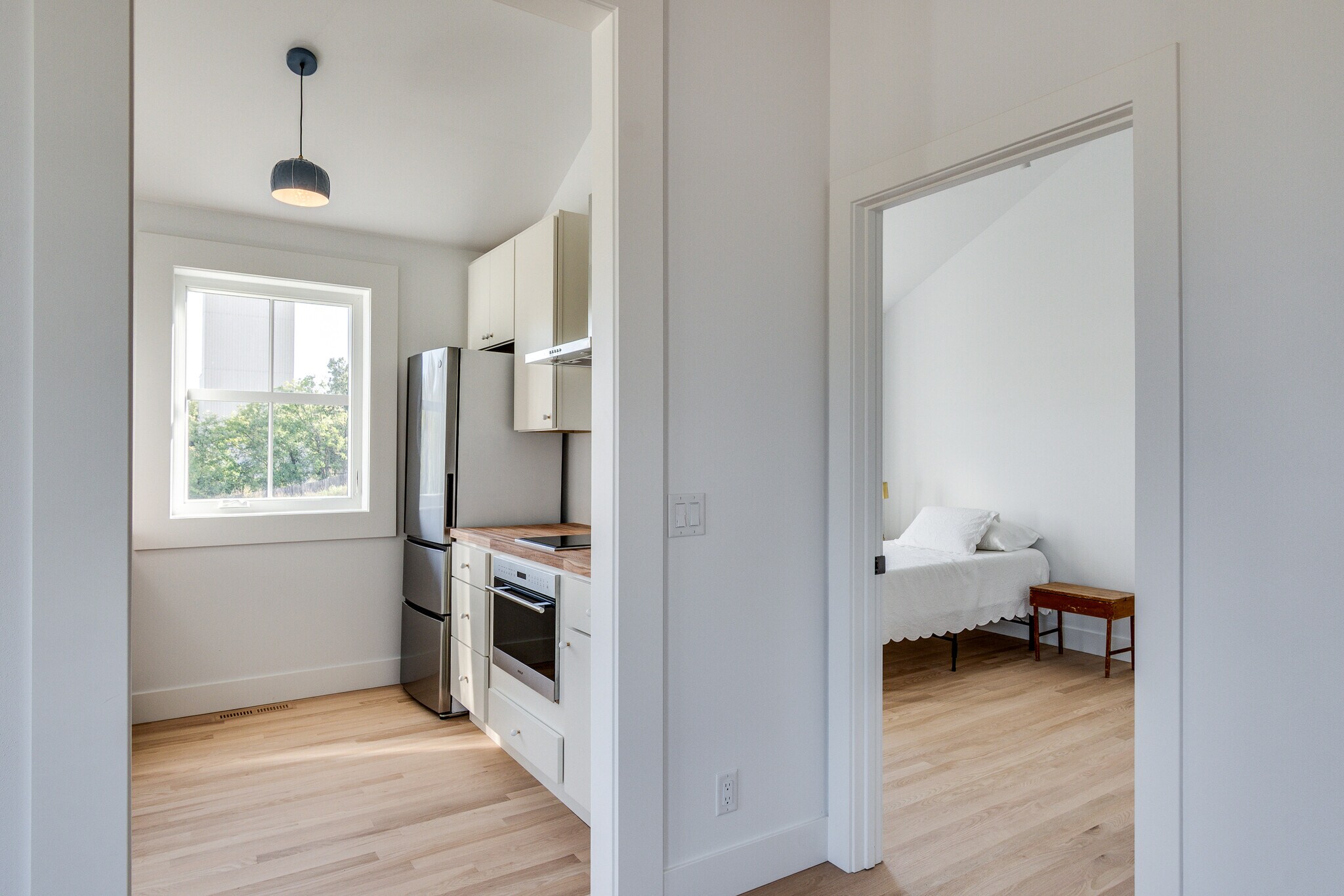 Building Photo - 4029 Serenbe St