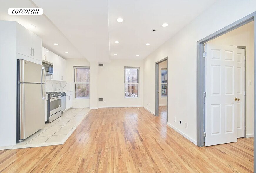 Building Photo - 1627 Park Ave